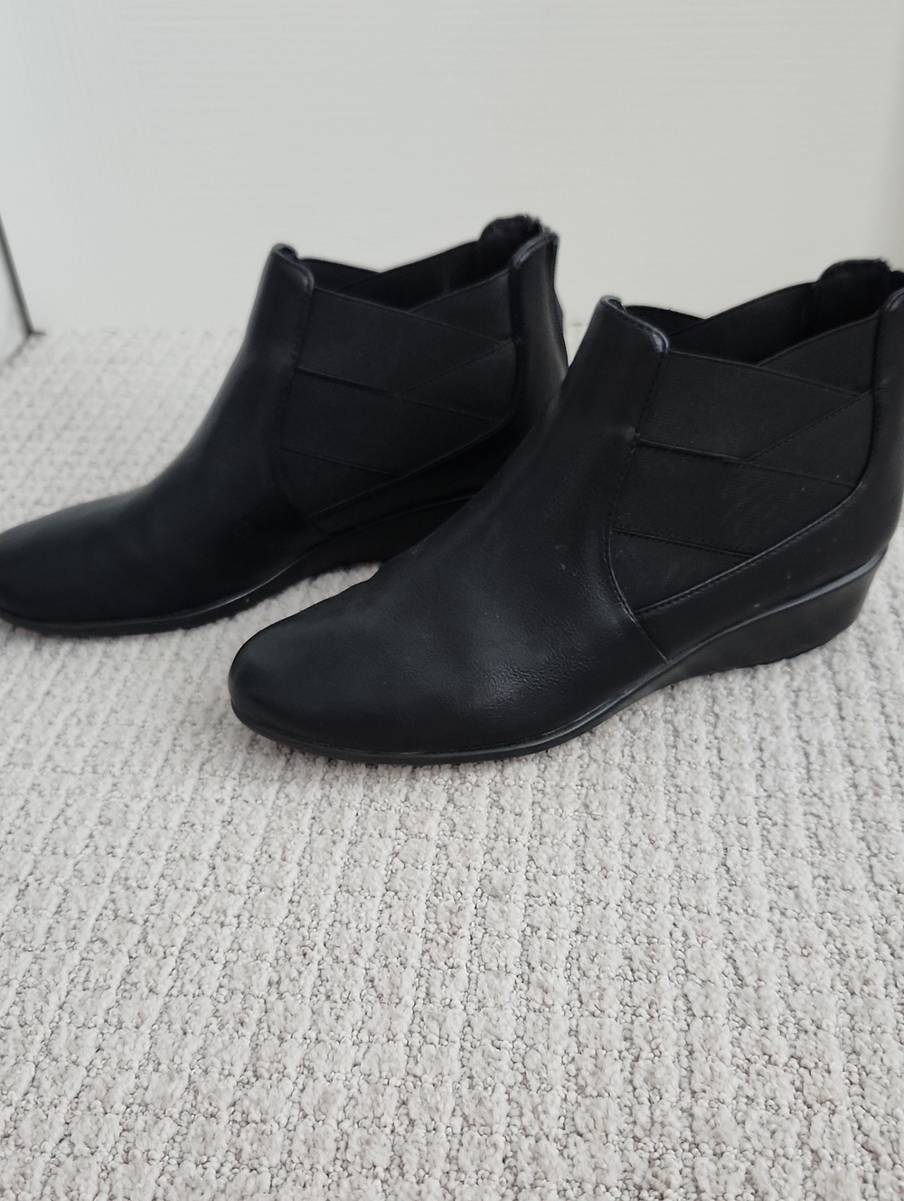 AEROSOLES Black Leather Ankle Booties with Low Wedge